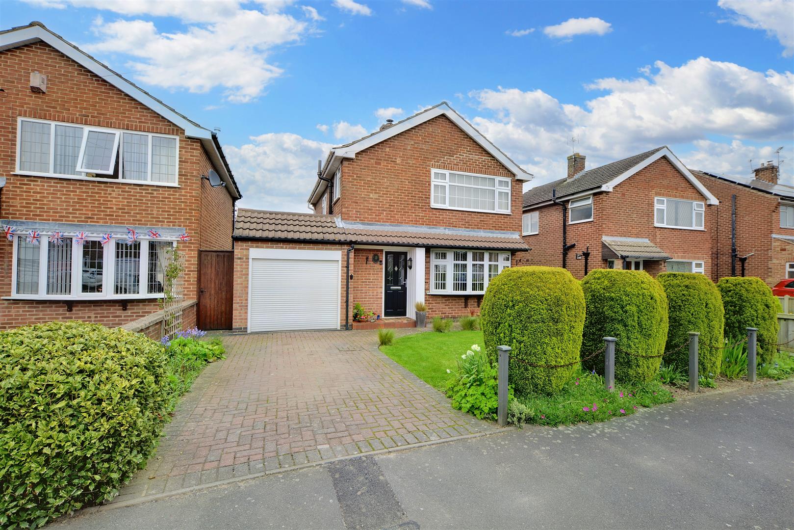 Stonehill, Castle Donington Robert Ellis Estate Agents